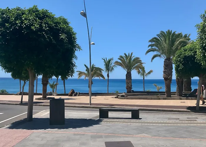 Apartment Corallo Artdesign 100 M From The