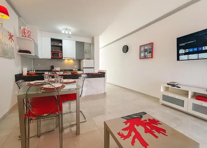 Apartment Corallo Artdesign 100 M From The Puerto del Carmen (Lanzarote)