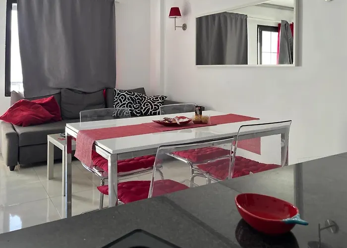 Corallo Artdesign 100 M From The Apartment Puerto del Carmen (Lanzarote)